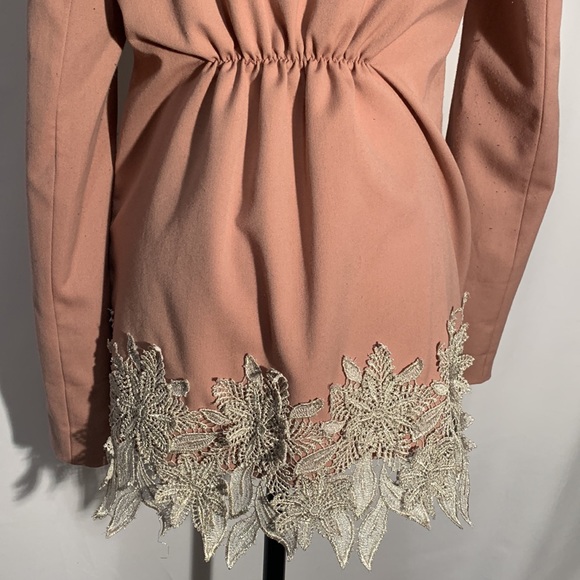 Divided Size 8 - Picture 6 of 12